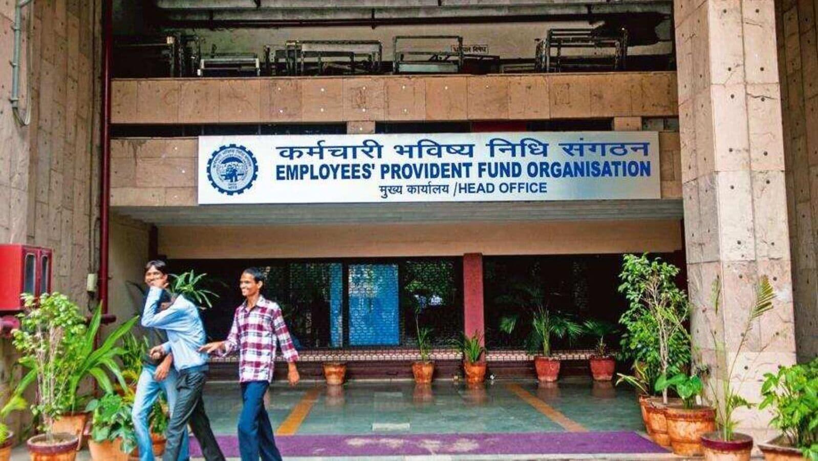 EPFO Debunks Viral Claim on UMANG