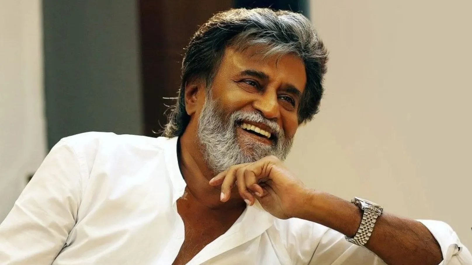 వన్ మూన్.. వన్ సన్..75 ఏళ్ల సూపర్ స్టార్!