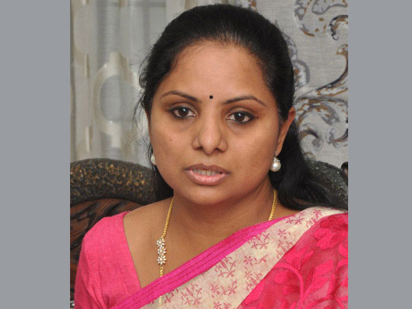 టీఆర్ఎస్ పేరు మార్చుకోవాల్సిందే -  కవిత
