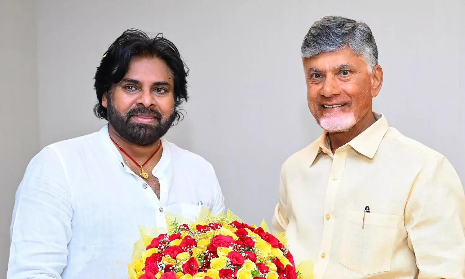 Chandrababu Applauds Pawan Kalyan for Panchayat Raj Department's National Awards