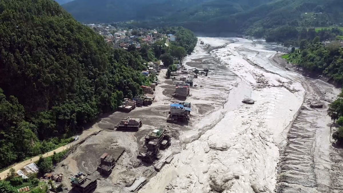 Another Massive Flood Threat Looms Over Nepal, Residents Rush to Safety