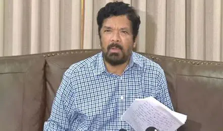 నా తల్లి సాక్షిగా ఎవరినీ నేను కించపరచలేదు నటుడు - పోసాని కృష్ణమురళి