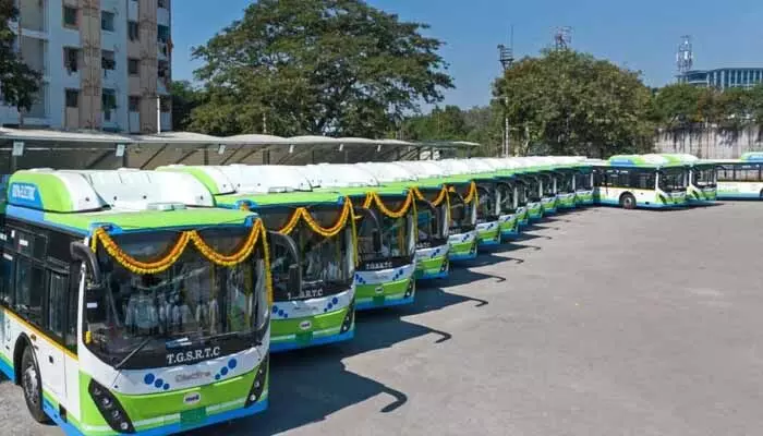 Good News for Hyderabad Commuters.. Night Bus Services to Begin