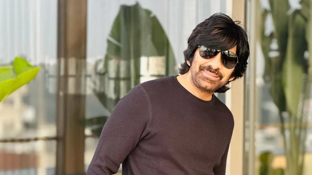 మాస్ మహారాజా సినిమాని లైట్ తీసుకున్న మైత్రి?
