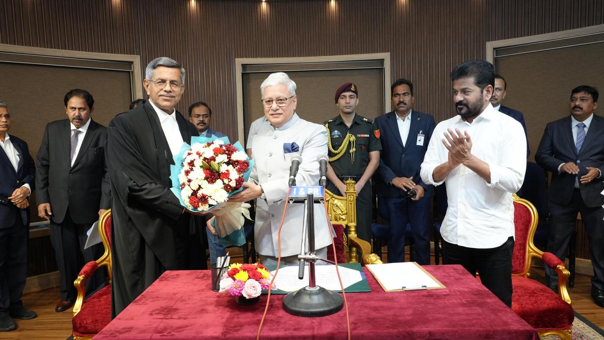 తెలంగాణ హైకోర్టు సీజే అపరేష్ కుమార్ సింగ్కు కీలక పదోన్నతి