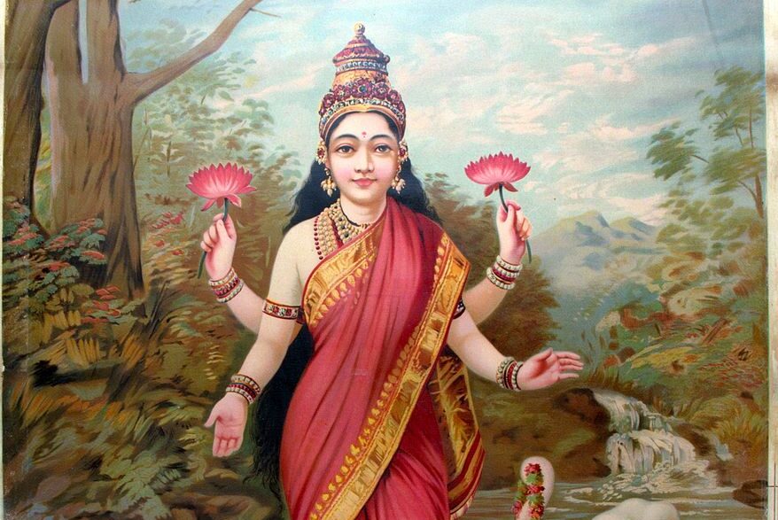 అష్టలక్ష్ముల ఎనిమిది రూపాల అంతరార్థం ఏంటి? ఐశ్వర్యం అంటే డబ్బు మాత్రమే కాదట!