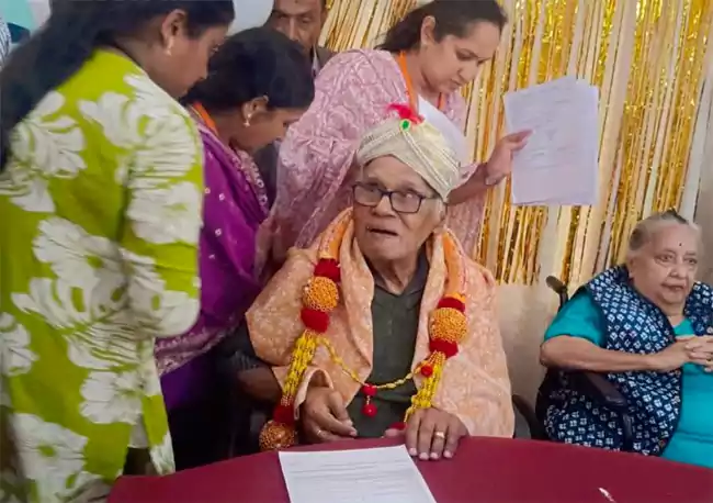 సీఎన్ఆర్ రావుకు ఓటర్ల జాబితా సవరణపై ఎలాంటి నోటీసులు ఇవ్వలేదు: కర్ణాటక సీఈఓ