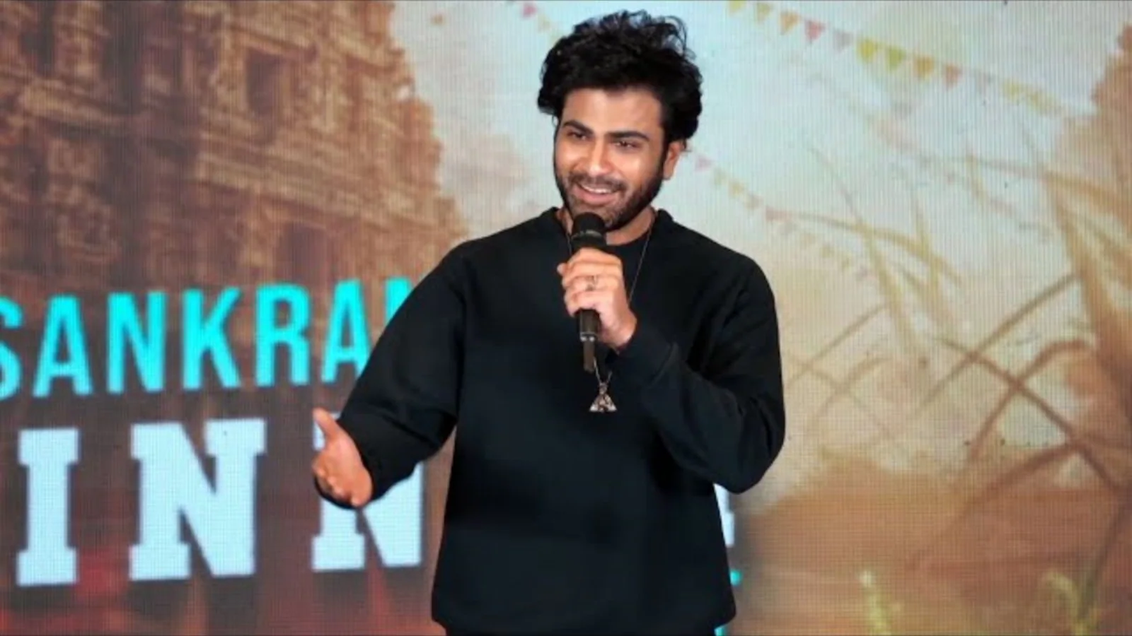 ఒక్క హిట్తో రెమ్యునరేషన్ పెంచేసిన శర్వానంద్?