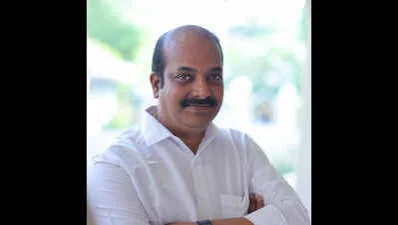 ఏపీలో 13 నవోదయాలు, రెండు ఎయిమ్స్లకు నిధులు ఇవ్వాలి: లింగమనేని రమేశ్