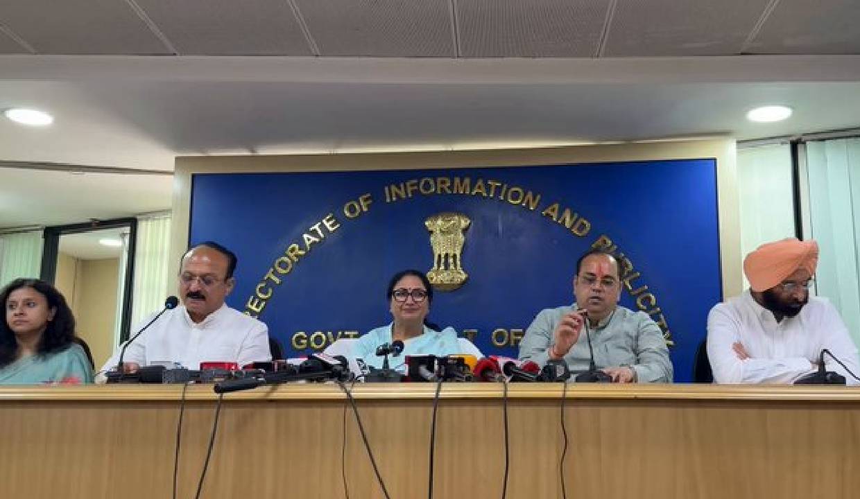 Delhi Government Gives Green Signal to Electric Vehicles