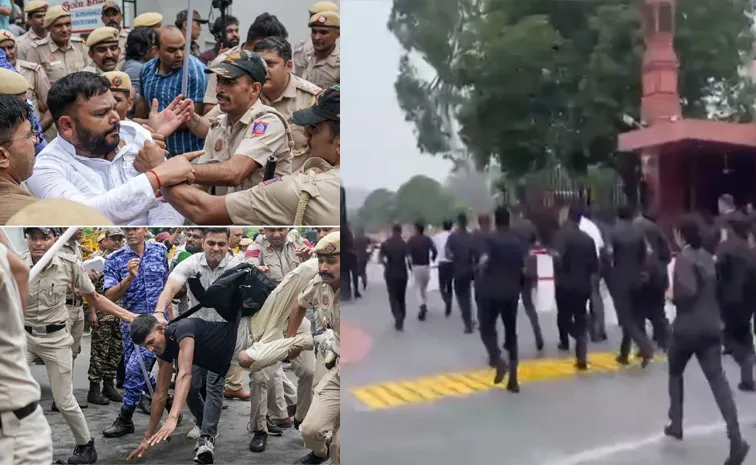 Delhi Police Register Case Against CJP Workers
