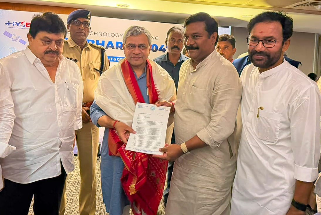 పటాన్‌చెరు–ఆదిలాబాద్ కొత్త రైల్వే మార్గానికి వెంటనే ఆమోదం ఇవ్వాలి: ఎమ్మెల్యే మహేశ్వర్ రెడ్డి 