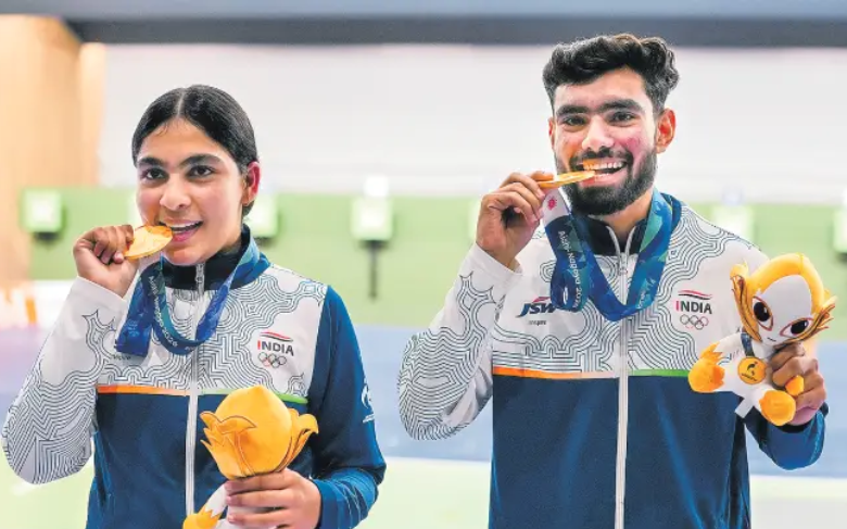 Last-Minute Change Brings Gold.. Double Delight for India at the Asian Games!