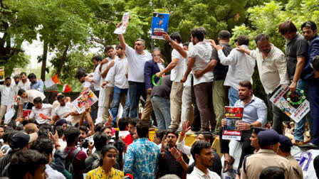 Youth Congress Stages Unusual Protest in Delhi With CEC’s Photo on Ravana Effigy