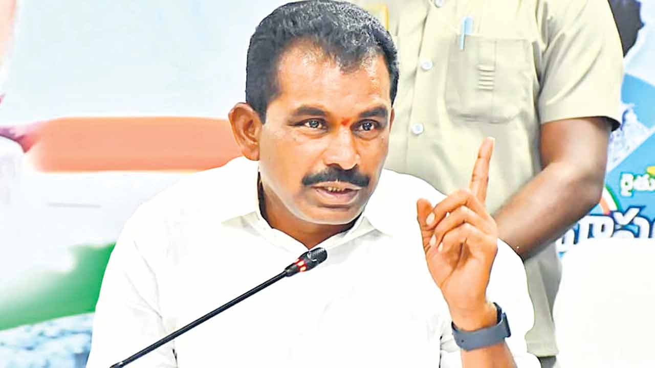 చిన్నారెడ్డిపై అధిష్ఠానానికి ఫిర్యాదు చేస్తాం.. ఎమ్మెల్యే మేఘారెడ్డి