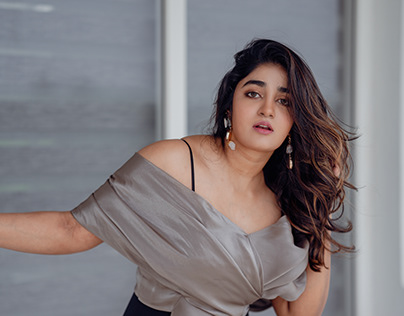 That Heroine in ‘Aadarshakutumbam’.. Crazy Update on Venkatesh’s Film!