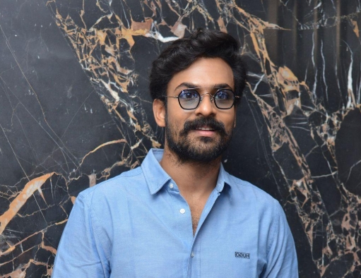 100 కోట్ల హీరోకి ఇంత గ్యాప్ ఎందుకు?