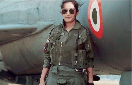 Squadron Leader Bhawana Kanth Becomes IAF's First Woman 'Top Gun'