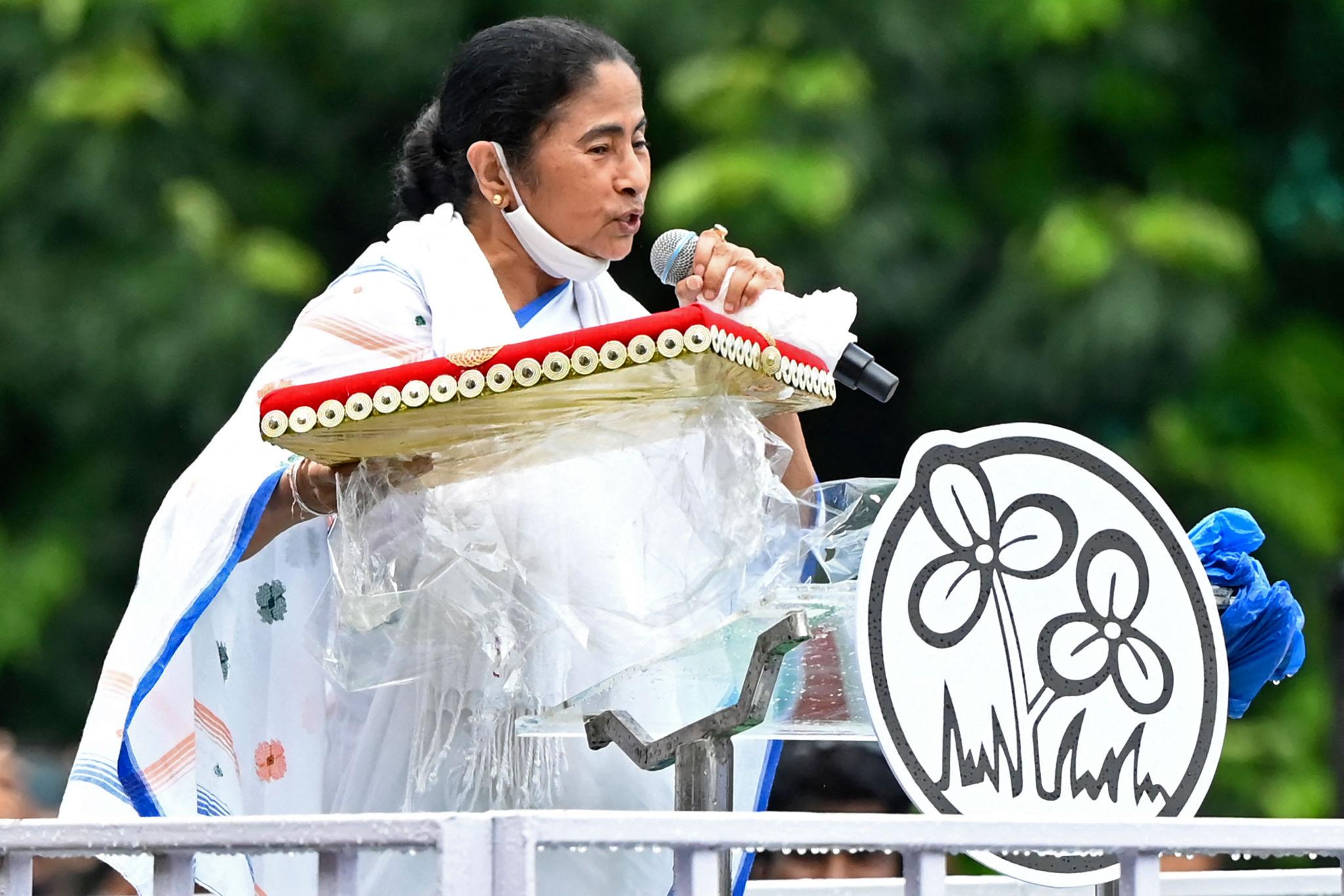 సీఎం పదవి కి రాజీనామా చేయను - మమత బెనర్జీ
