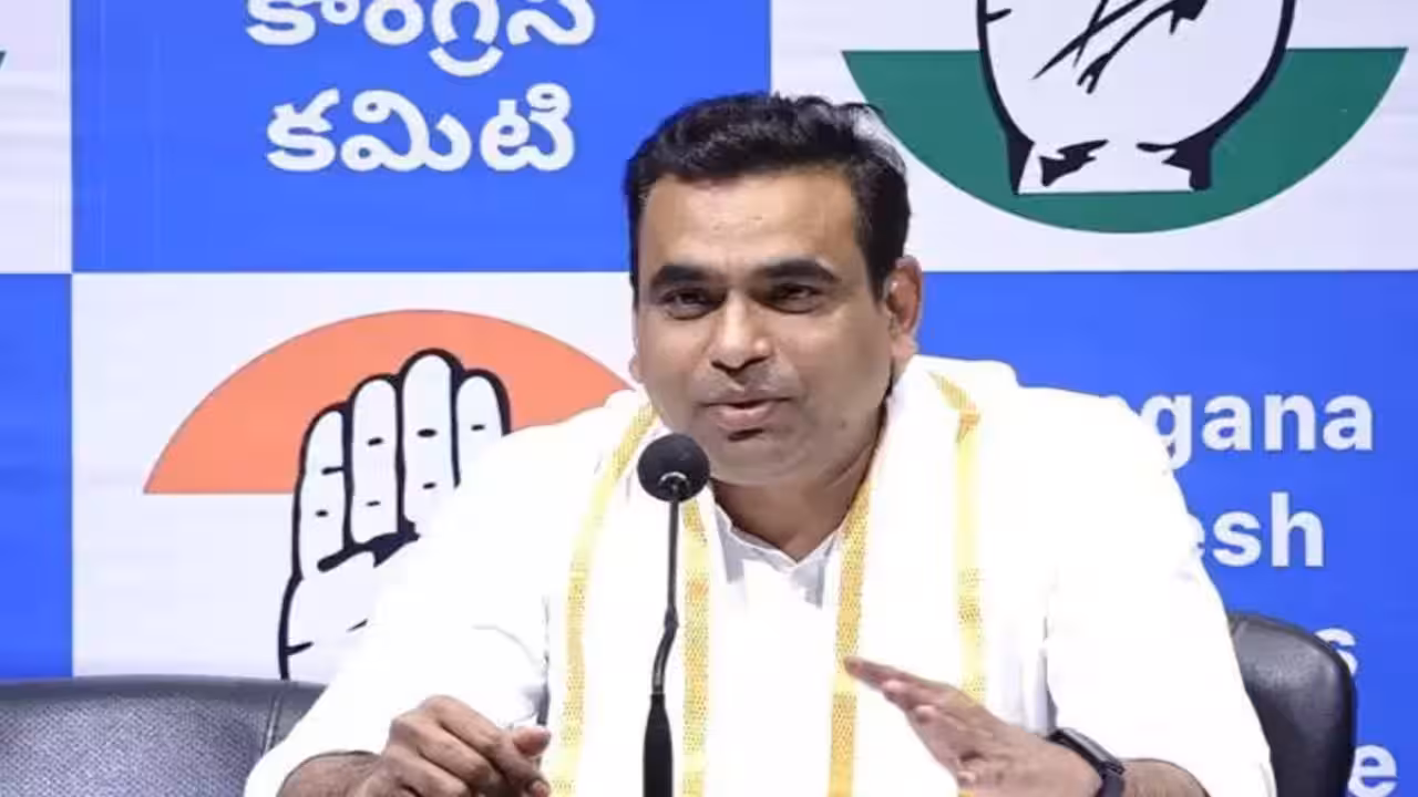 MP Chamala Kiran Kumar Reddy Hits Back at KTR
