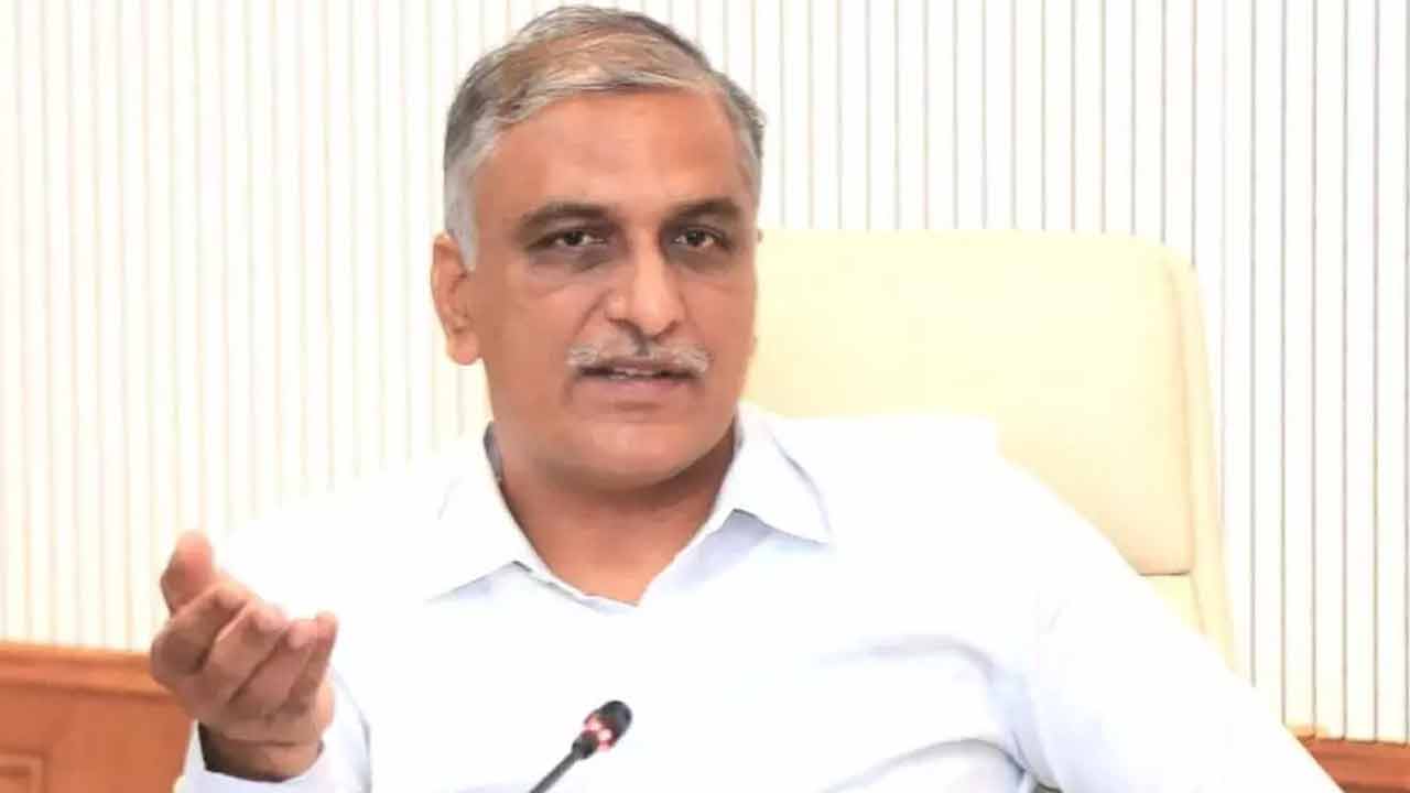 జూపల్లి తీరు మారుతున్నదే: హరీశ్‌రావు విమర్శలు
