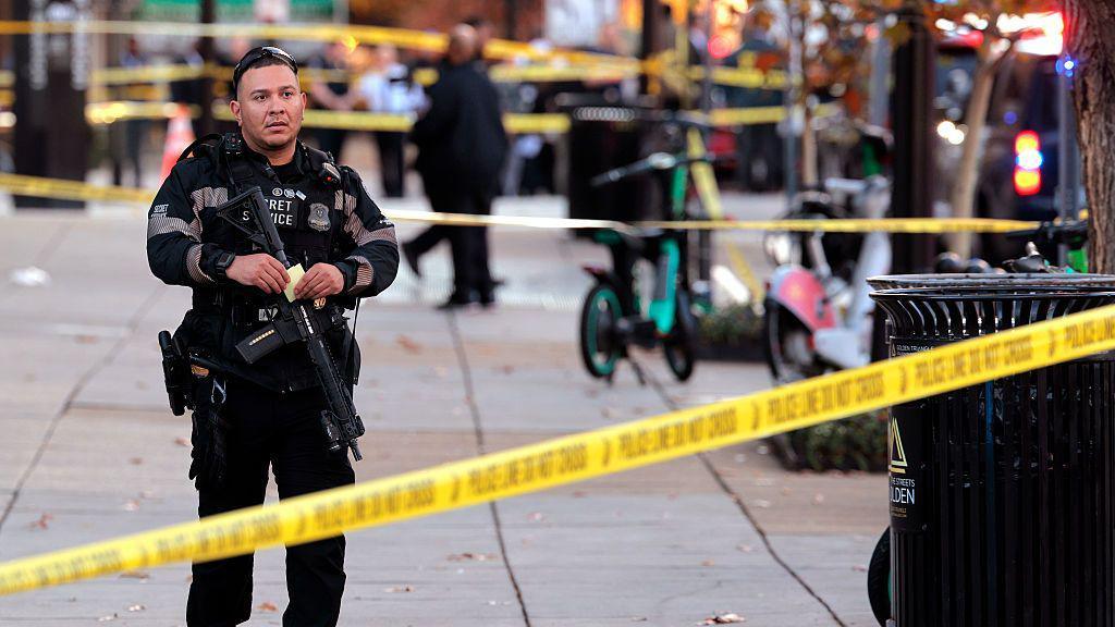 Gunfire Near White House..Attacker Killed