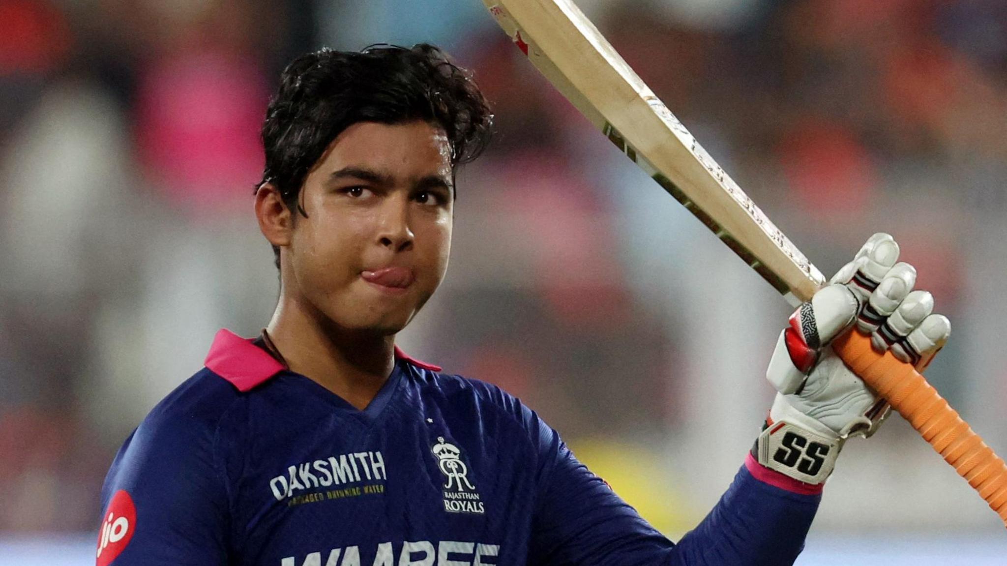 Young Cricketer’s Aggression and Respect Spark Discussion