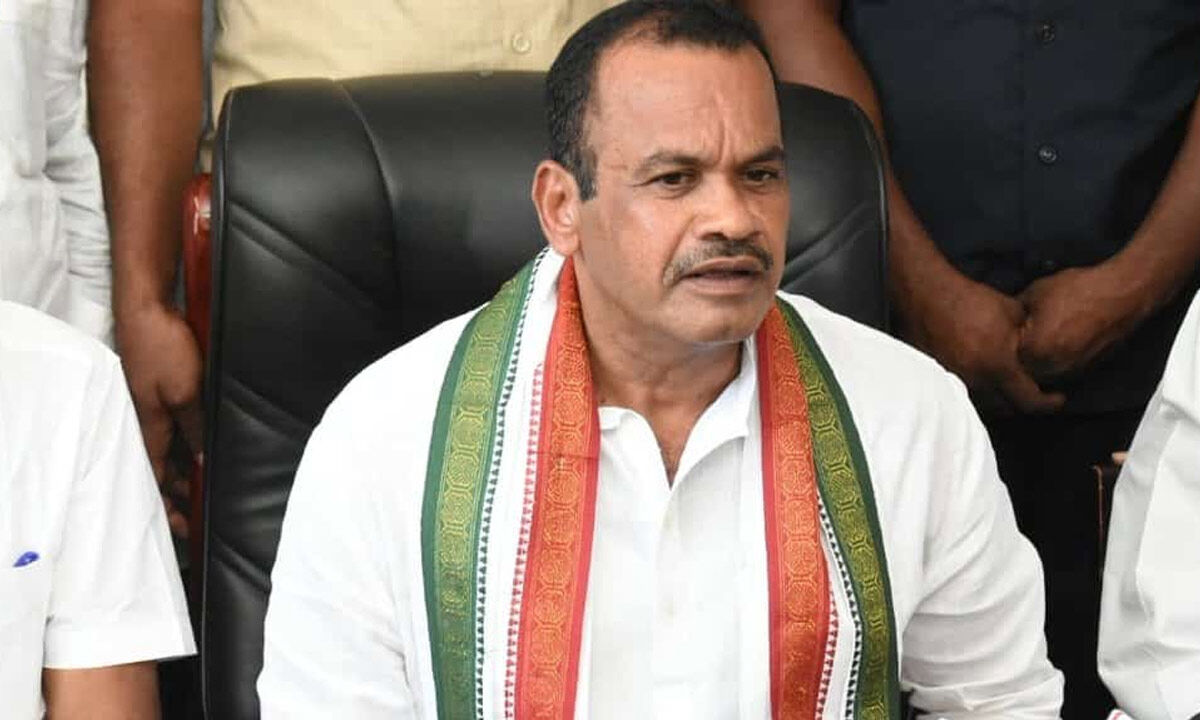 ఎస్ఐఆర్ పేరుతో ఓట్ల తొలగింపు.. బీజేపీపై కోమటిరెడ్డి విమర్శలు