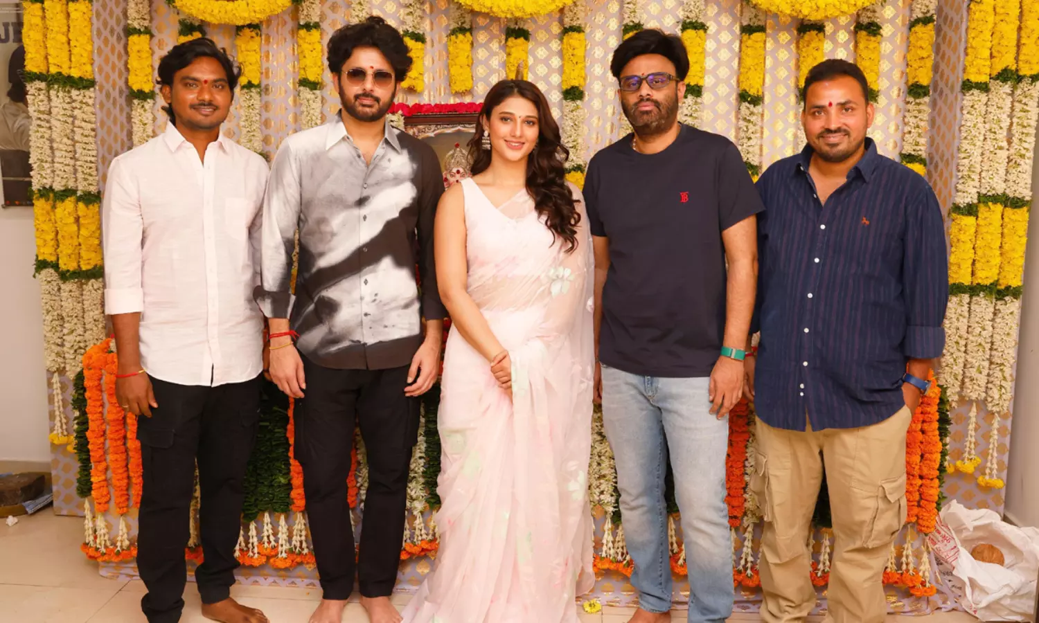 పూజ కార్యక్రమంతో నితిన్ కొత్త సినిమా ఘనంగా ప్రారంభం 