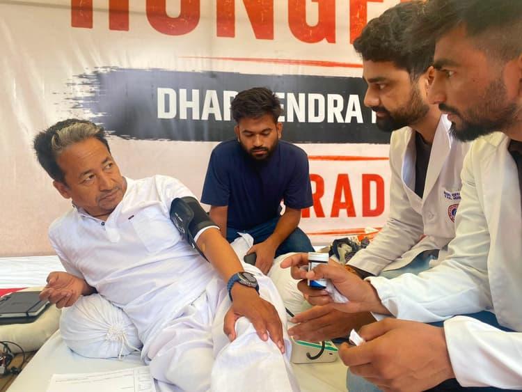 Sonam Wangchuk's Health Worsens on 19th Day of Hunger Strike,