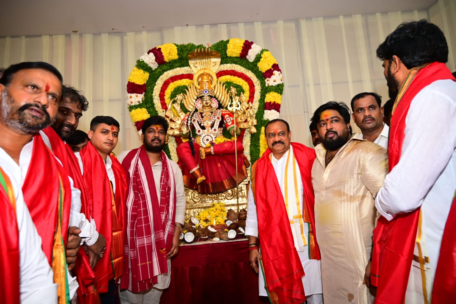 అమ్మవారి ఆలయాల్లో మహేష్ కుమార్ గౌడ్ ప్రత్యేక పూజలు