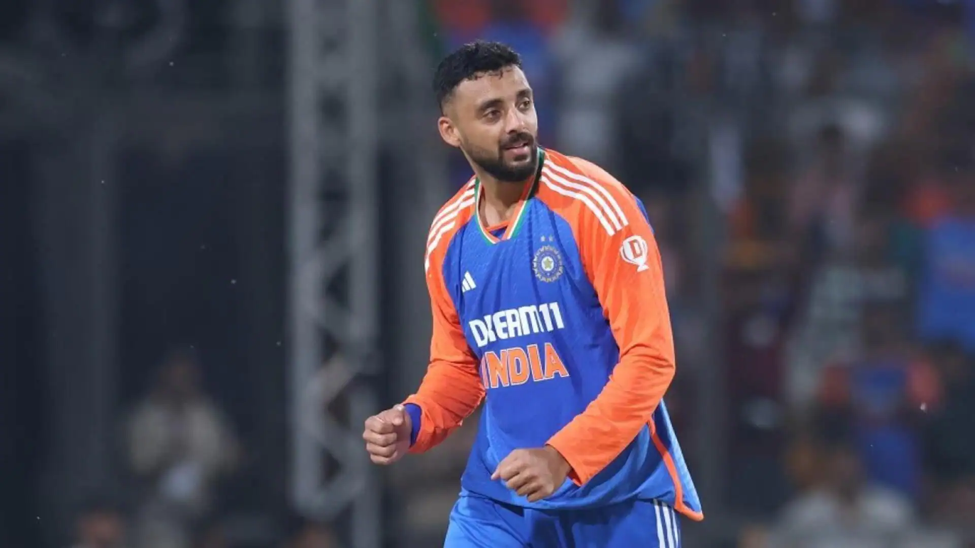 Star Spinner Varun Chakravarthy Suffers Injury