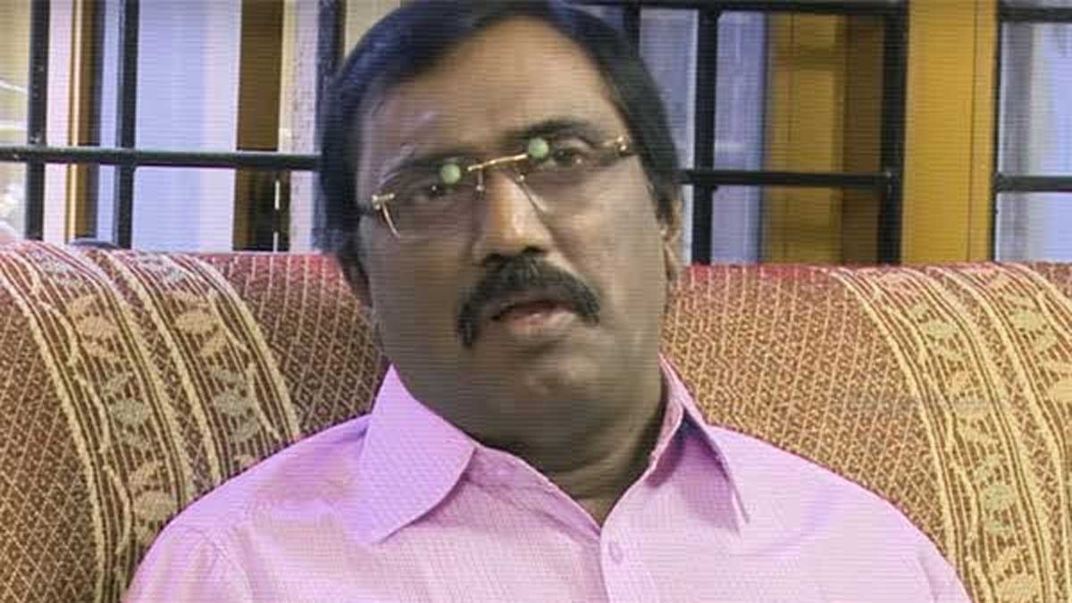 సాక్షి టీవీ యాంకర్ కొమ్మినేని శ్రీనివాస్‌రావుపై క్రిమినల్ కేసు నమోదు