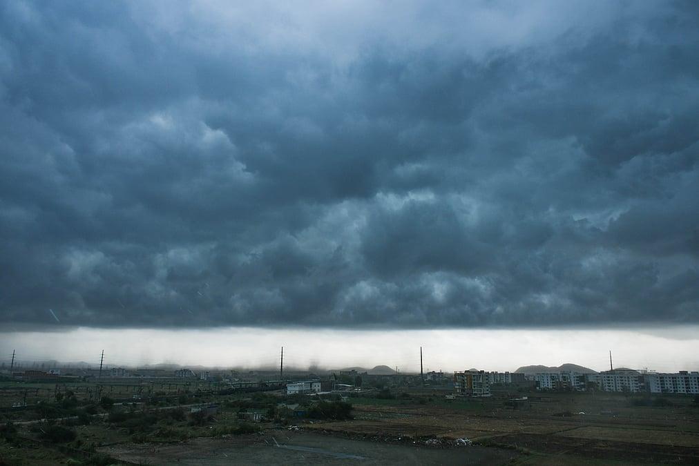 Thunderstorms and Gusty Winds Likely Across Telangana Over the Next Few Days!