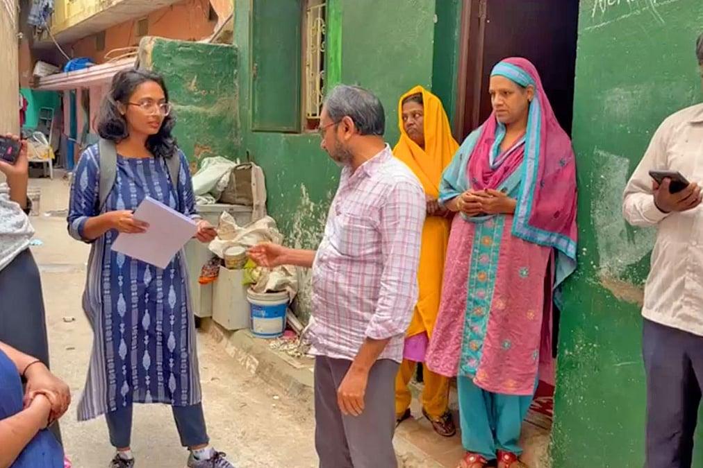 ప్రత్యేక ఓటరు జాబితా సవరణకు శ్రీకారం.. ఇంటింటికీ వెళ్లనున్న బీఎల్‌వోలు