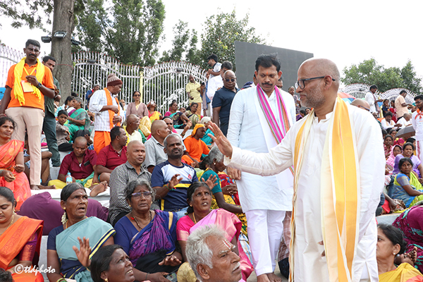 తిరుమల గరుడసేవ ఏర్పాట్ల పరిశీలన.. భక్తుల సౌకర్యాలపై టీటీడీ అధికారుల సంతృప్తి