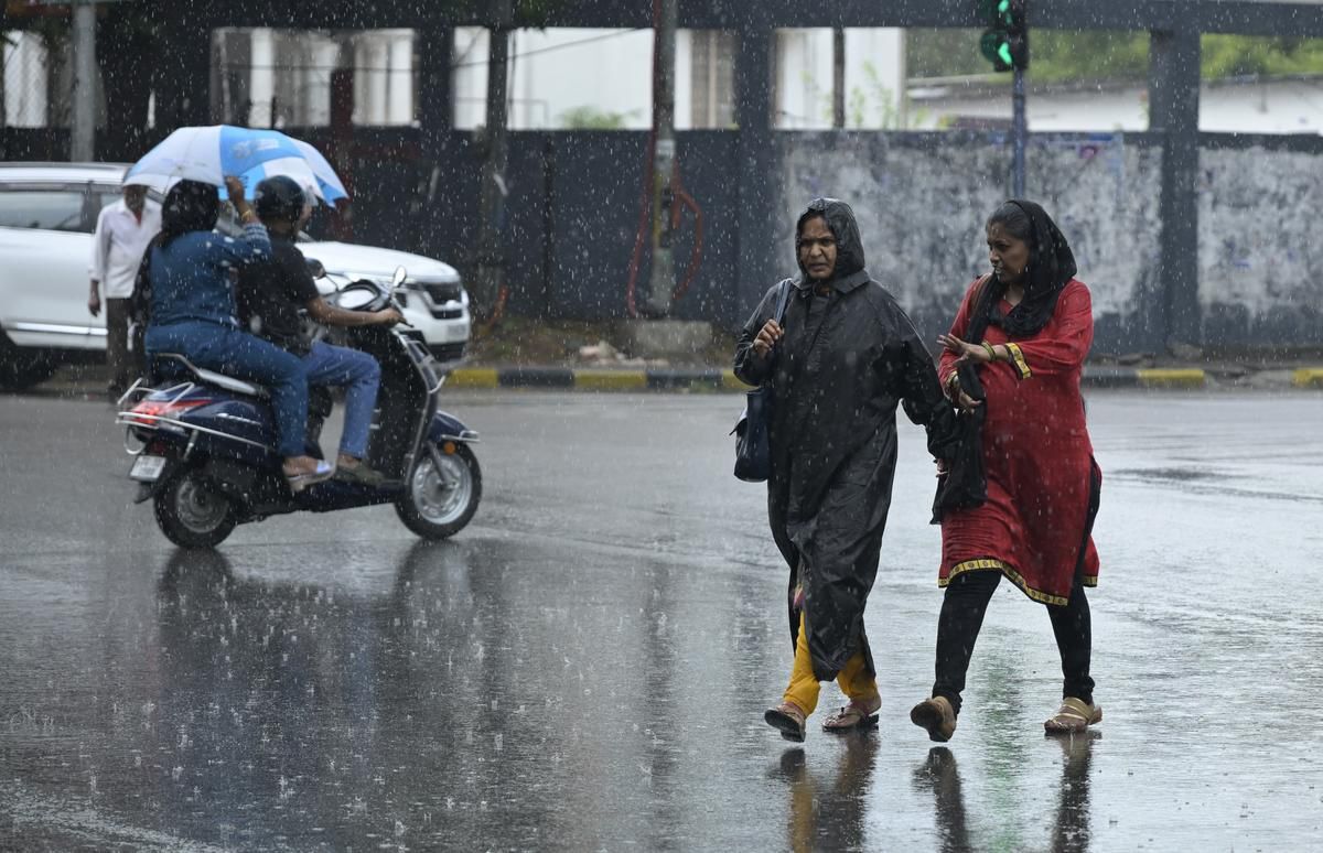 తెలంగాణకు మూడు రోజులపాటు వర్ష సూచన