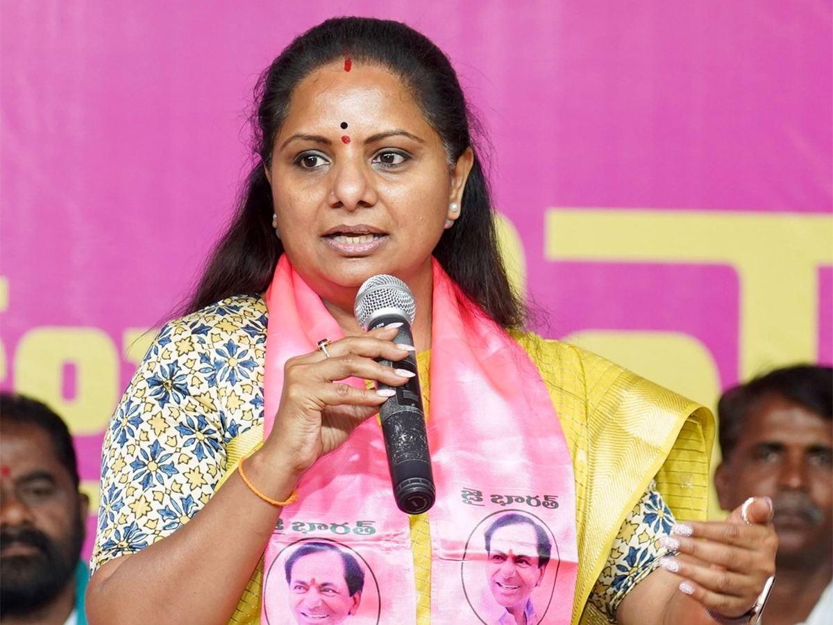 Kavitha Extends Support to Telangana Activists!