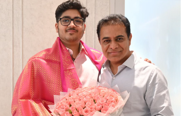 జేఈఈలో మెరిసిన ప్రతిభకు కేటీఆర్ ప్రశంసలు