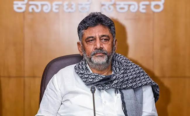 ఓటరు జాబితా పరిశీలించండి..లేదంటే పథకాలూ కోల్పోతారు - డీకే శివకుమార్