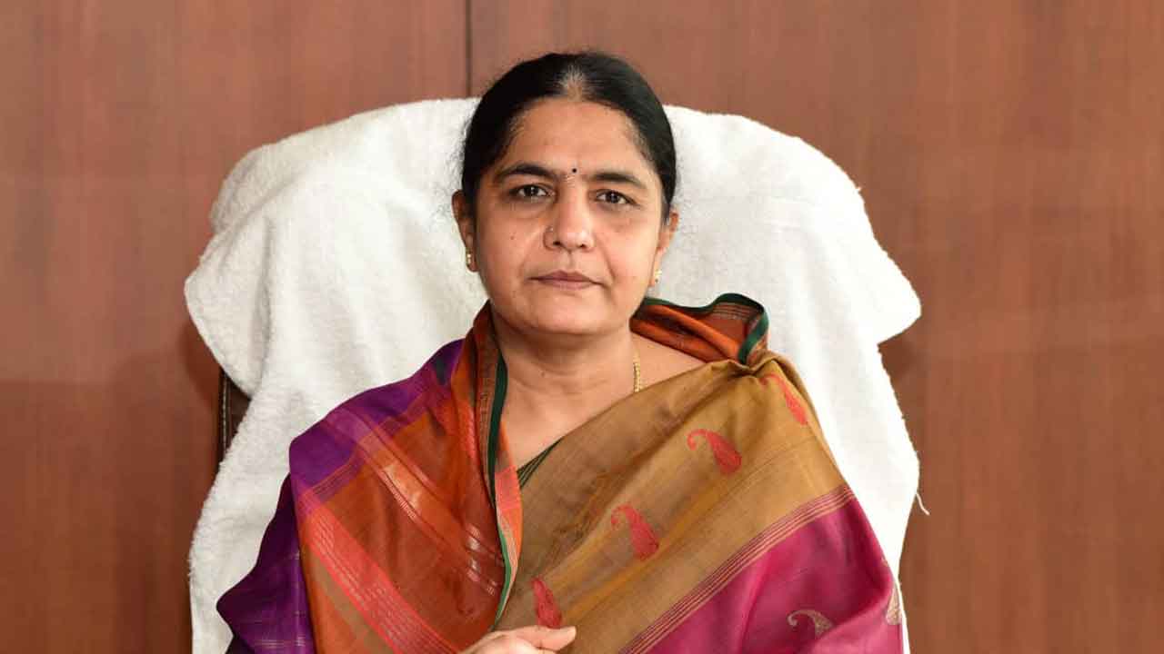 Sunitha Lakshma Reddy Slams Revanth Reddy’s Remarks..