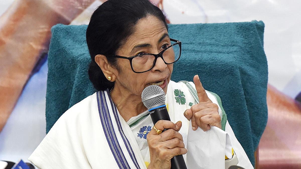 ఉపఎన్నికలకు ముందు మమతా వర్గంలో కీలక మార్పు!