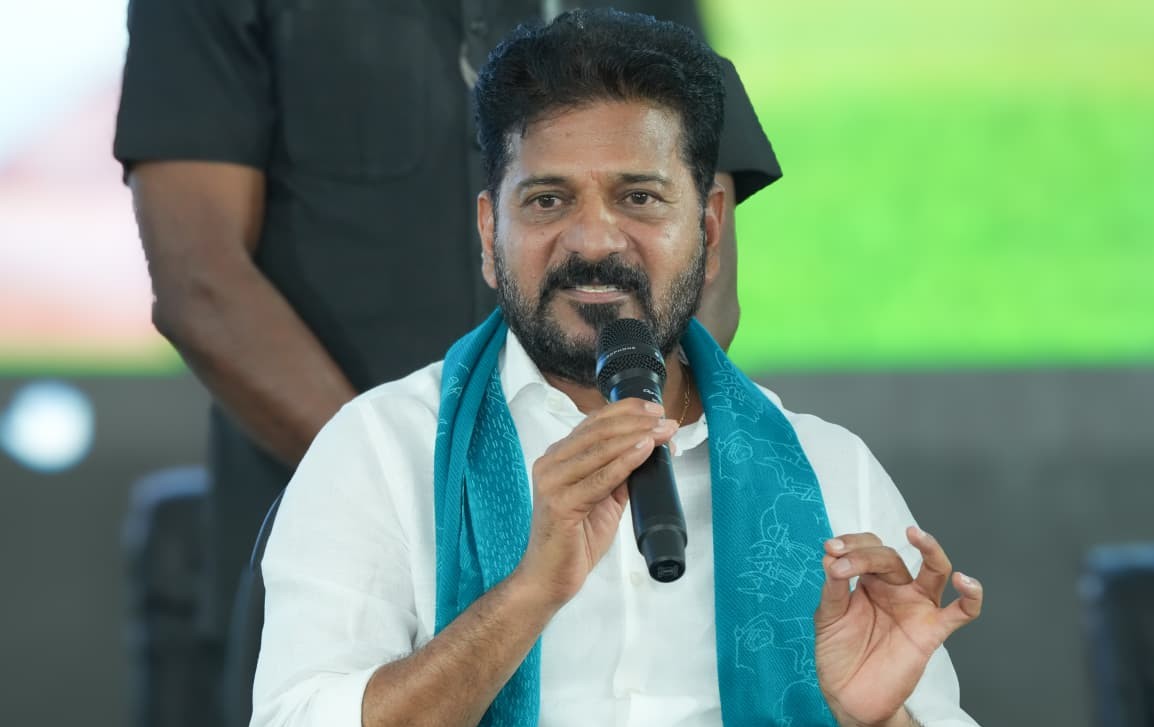 జడ్చర్ల సభలో కేసీఆర్‌పై సీఎం రేవంత్ రెడ్డి తీవ్ర విమర్శలు