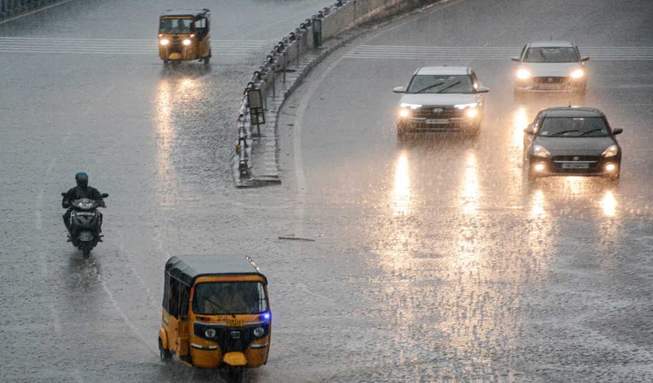 Heavy Rains Lash Tamil Nadu, Orange Alert for Four Districts