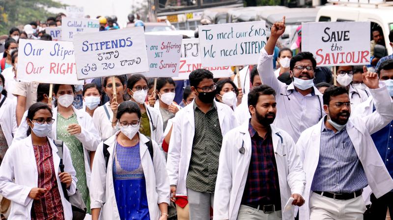 ఏపీలో జూనియర్‌ డాక్టర్ల సమ్మె