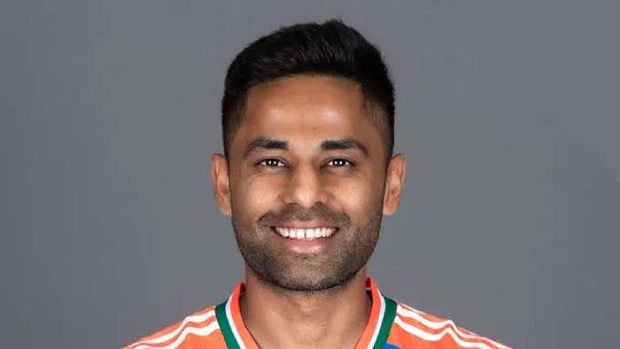 Suryakumar Yadav Gives a Funny Answer to a Fan