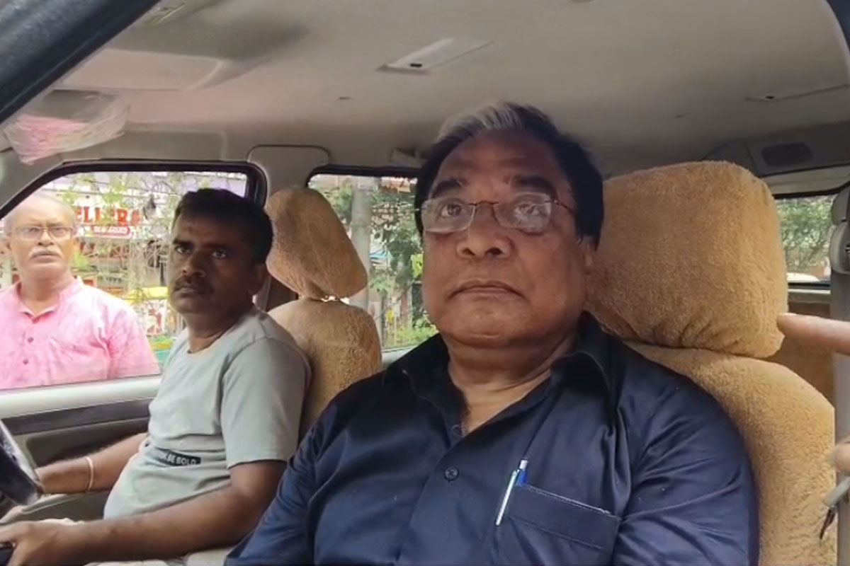 TMC Leader Attacked with Eggs in Kolkata