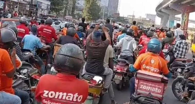 నిరవధిక సమ్మెకు గిగ్ కార్మికుల పిలుపు