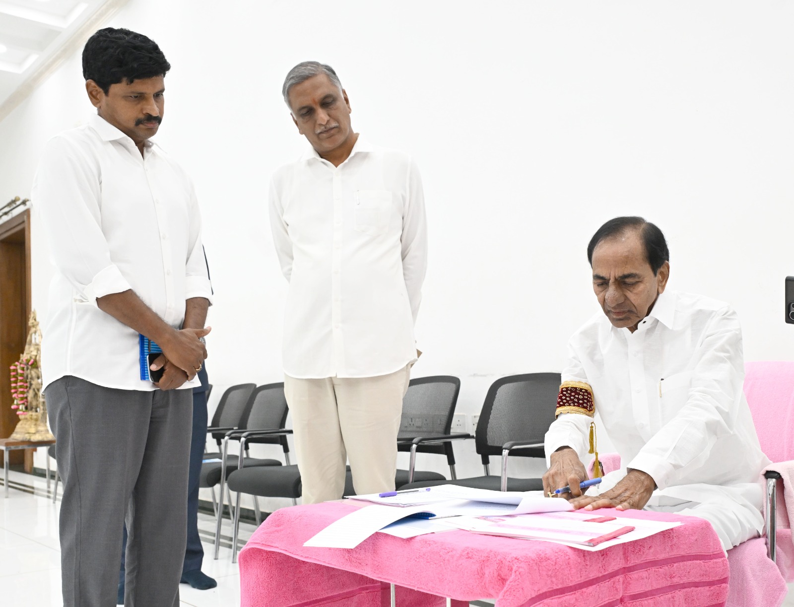 BRS to Launch Digital Membership Drive Across Telangana!