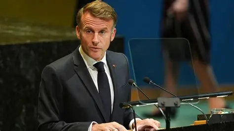 Trouble Between Macron and Brigitte ? 